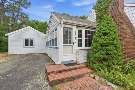 127 Indian Trail Dennis Port MA 02639
