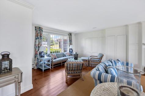31 Sunset Point Road Falmouth MA 02556