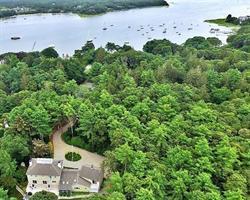 608 Old Post Road Barnstable MA 02635