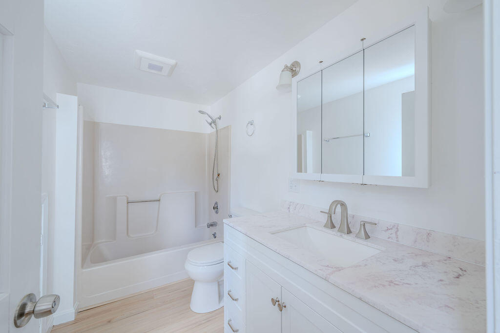 100 East Hill Road Wellfleet MA 02667