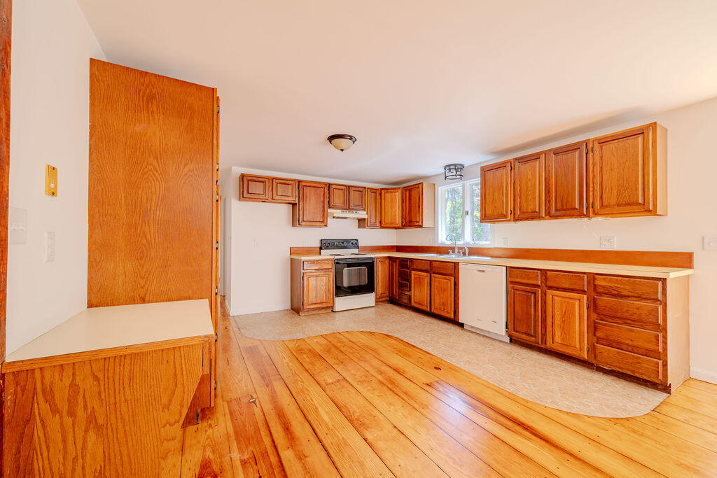 100 East Hill Road Wellfleet MA 02667