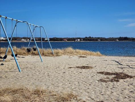 148 Berry Avenue Yarmouth MA 02673