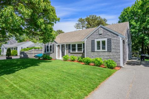 204 Trotting Park Road Dennis MA 02670