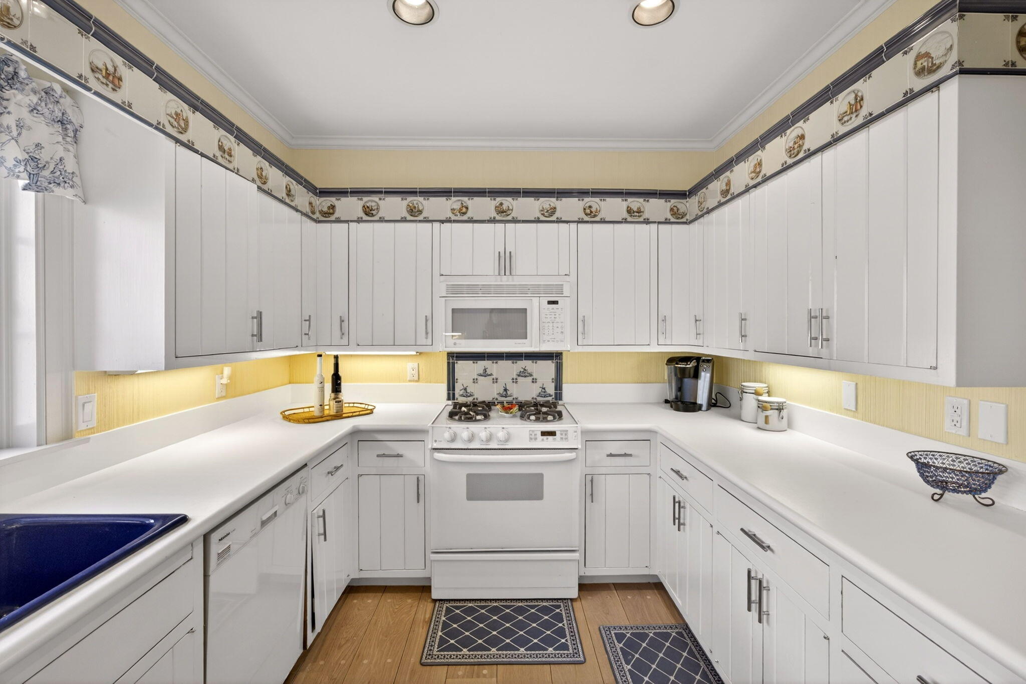 12 Cockachoiset Lane Osterville MA 02655