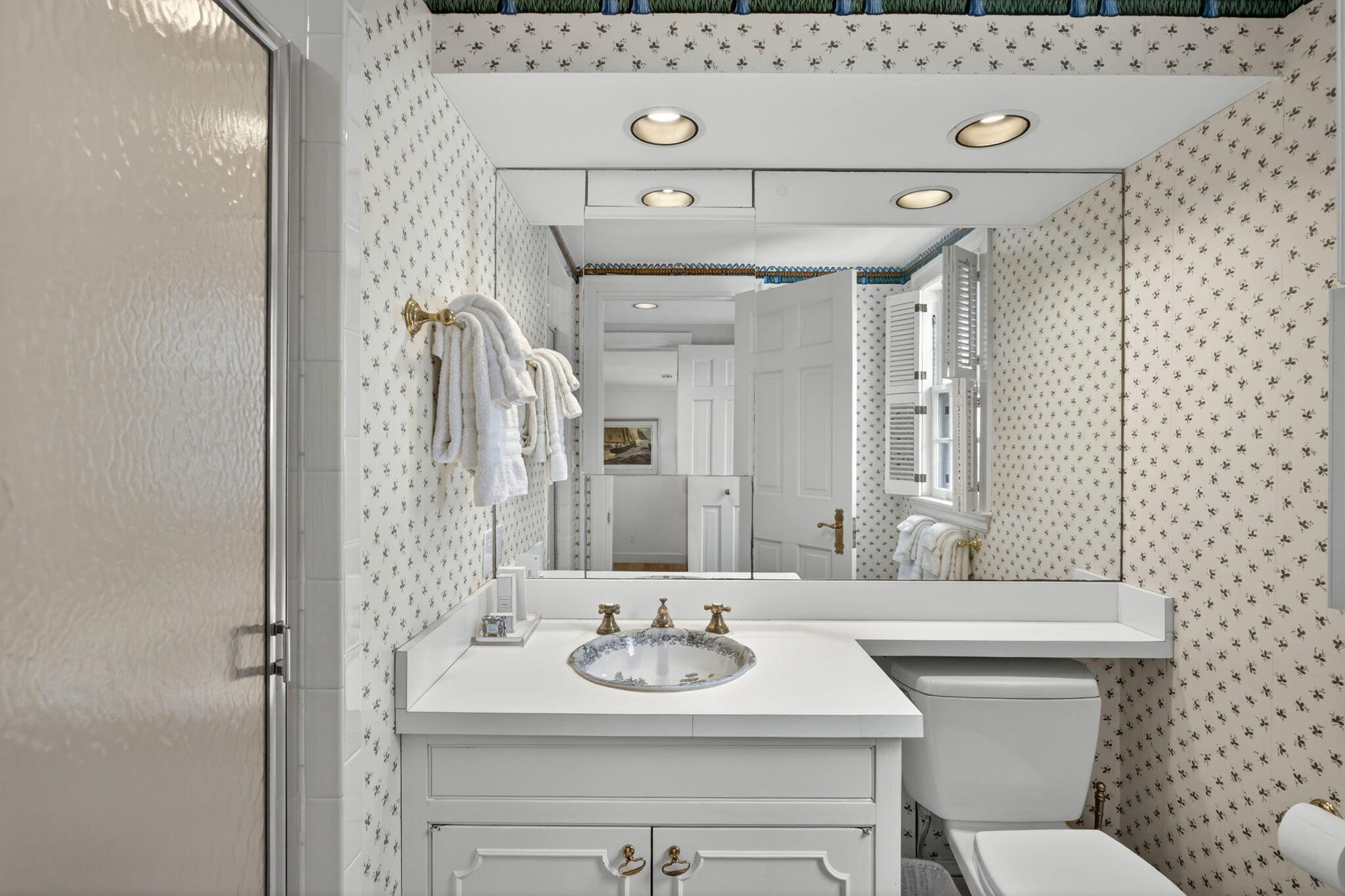 12 Cockachoiset Lane Osterville MA 02655