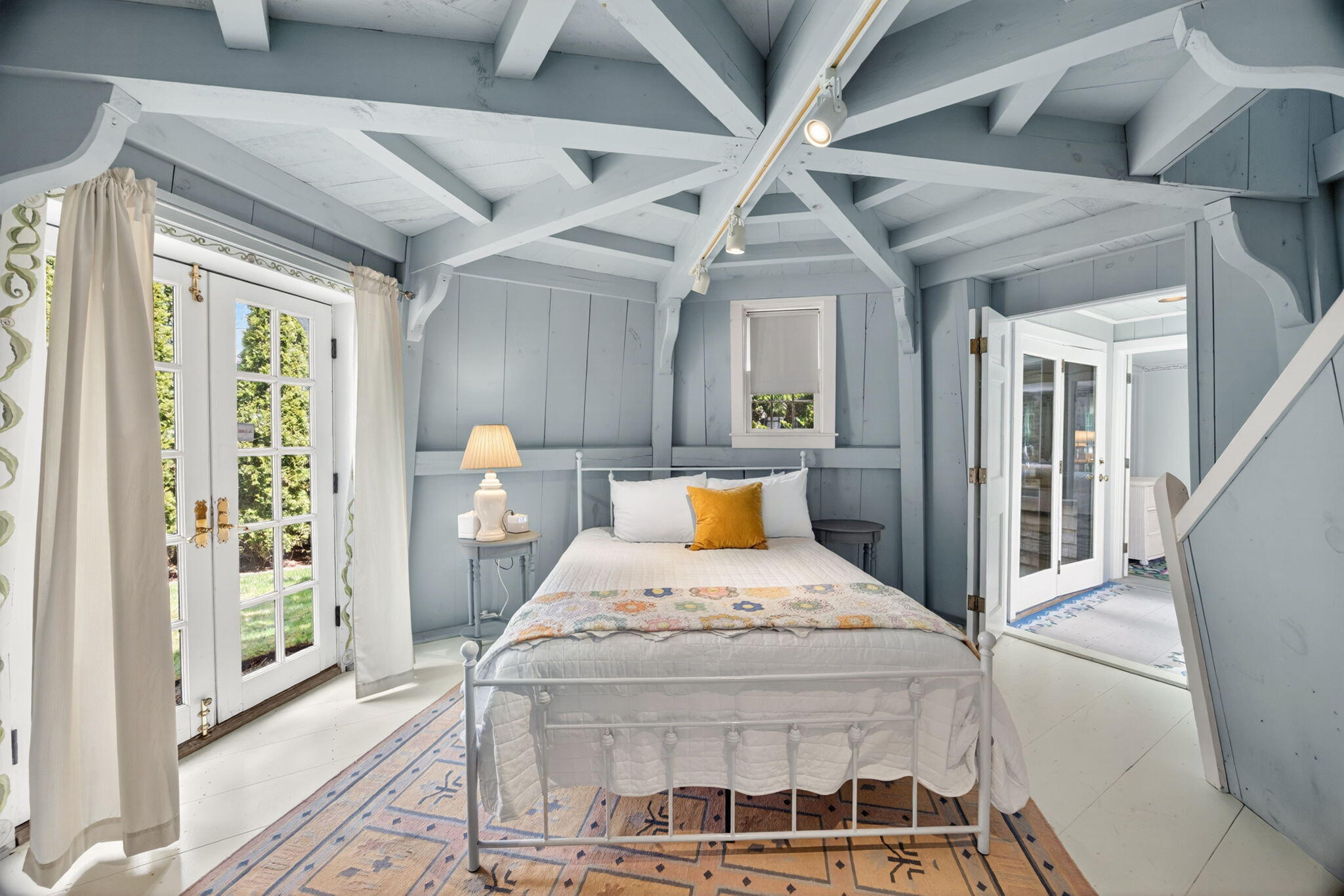 12 Cockachoiset Lane Osterville MA 02655