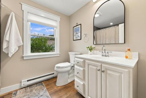 33 Pleasant Street West Dennis MA 02670