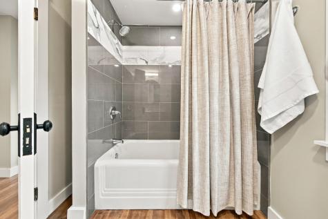 33 Pleasant Street West Dennis MA 02670