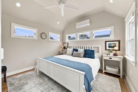 33 Pleasant Street West Dennis MA 02670