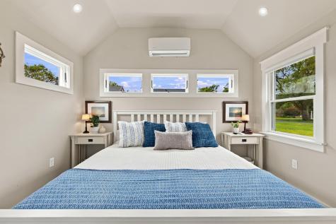 33 Pleasant Street West Dennis MA 02670