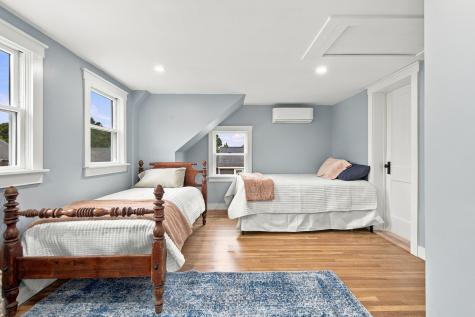 33 Pleasant Street West Dennis MA 02670