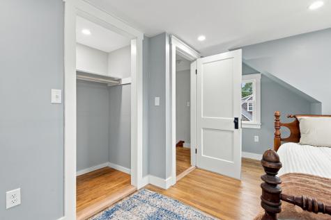 33 Pleasant Street West Dennis MA 02670