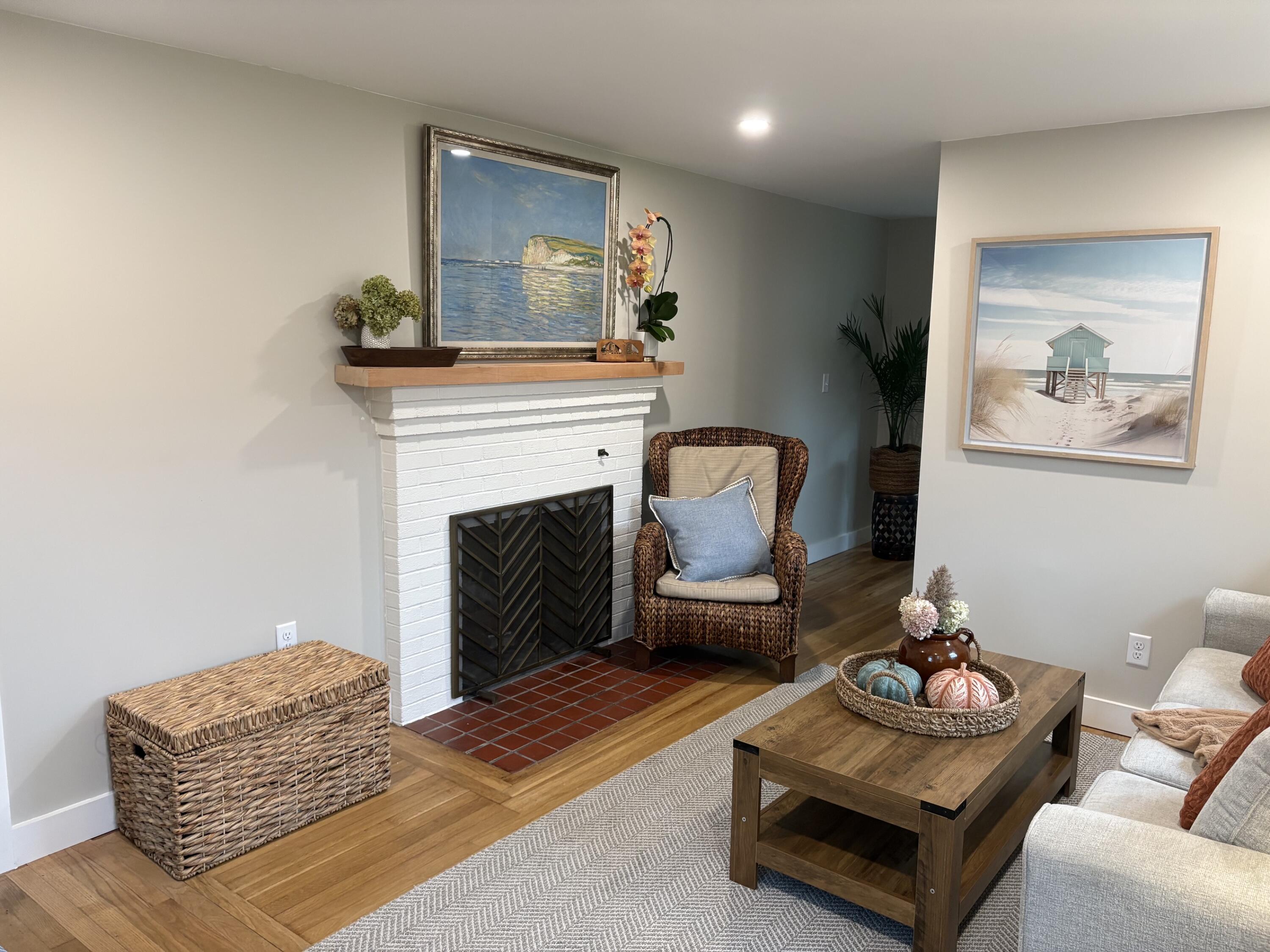 33 Pleasant Street West Dennis MA 02670