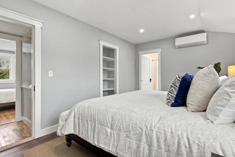 33 Pleasant Street West Dennis MA 02670