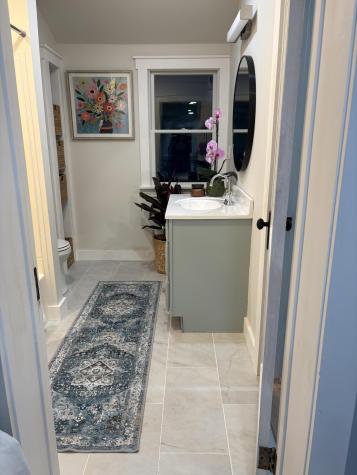 33 Pleasant Street West Dennis MA 02670