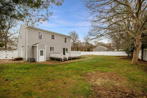 49 Orrs Avenue Barnstable MA 02601