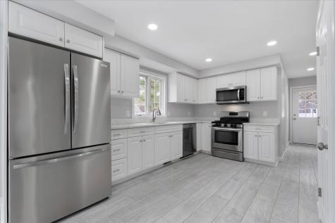 49 Orrs Avenue Barnstable MA 02601