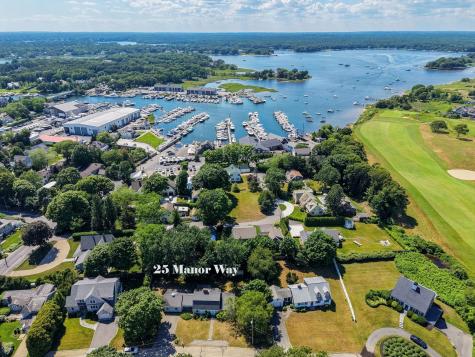 25 Manor Way Barnstable MA 02655