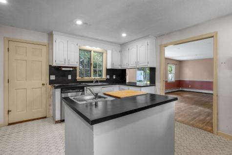 25 Manor Way Barnstable MA 02655