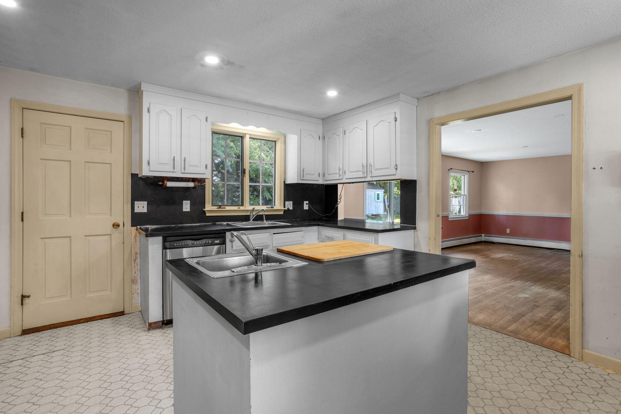 25 Manor Way Barnstable MA 02655