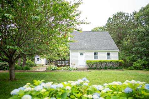 10 Kellies Path Eastham MA 02642