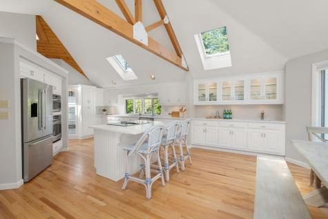 26 Driftwood Circle Mashpee MA 02649