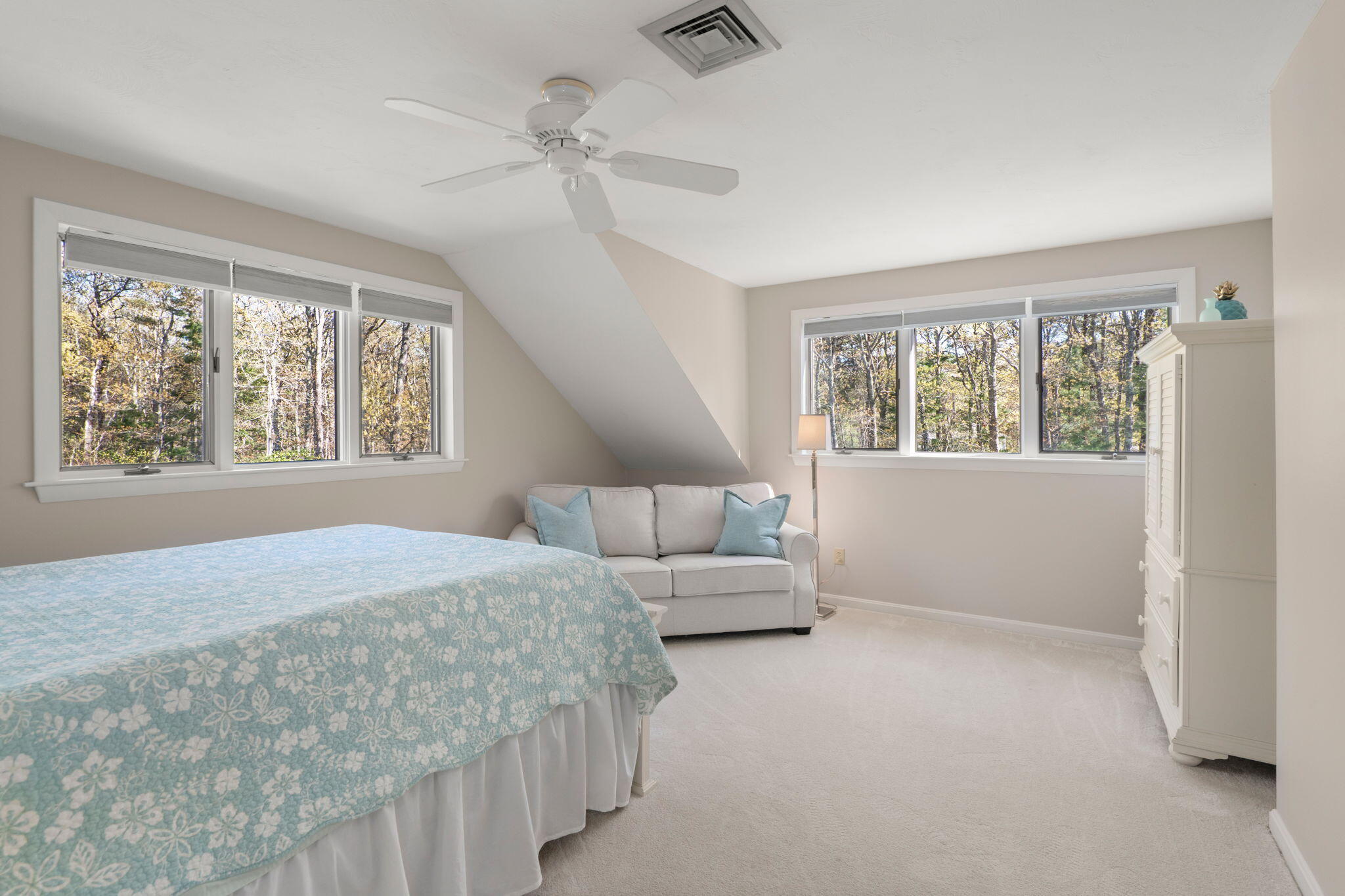 26 Driftwood Circle Mashpee MA 02649