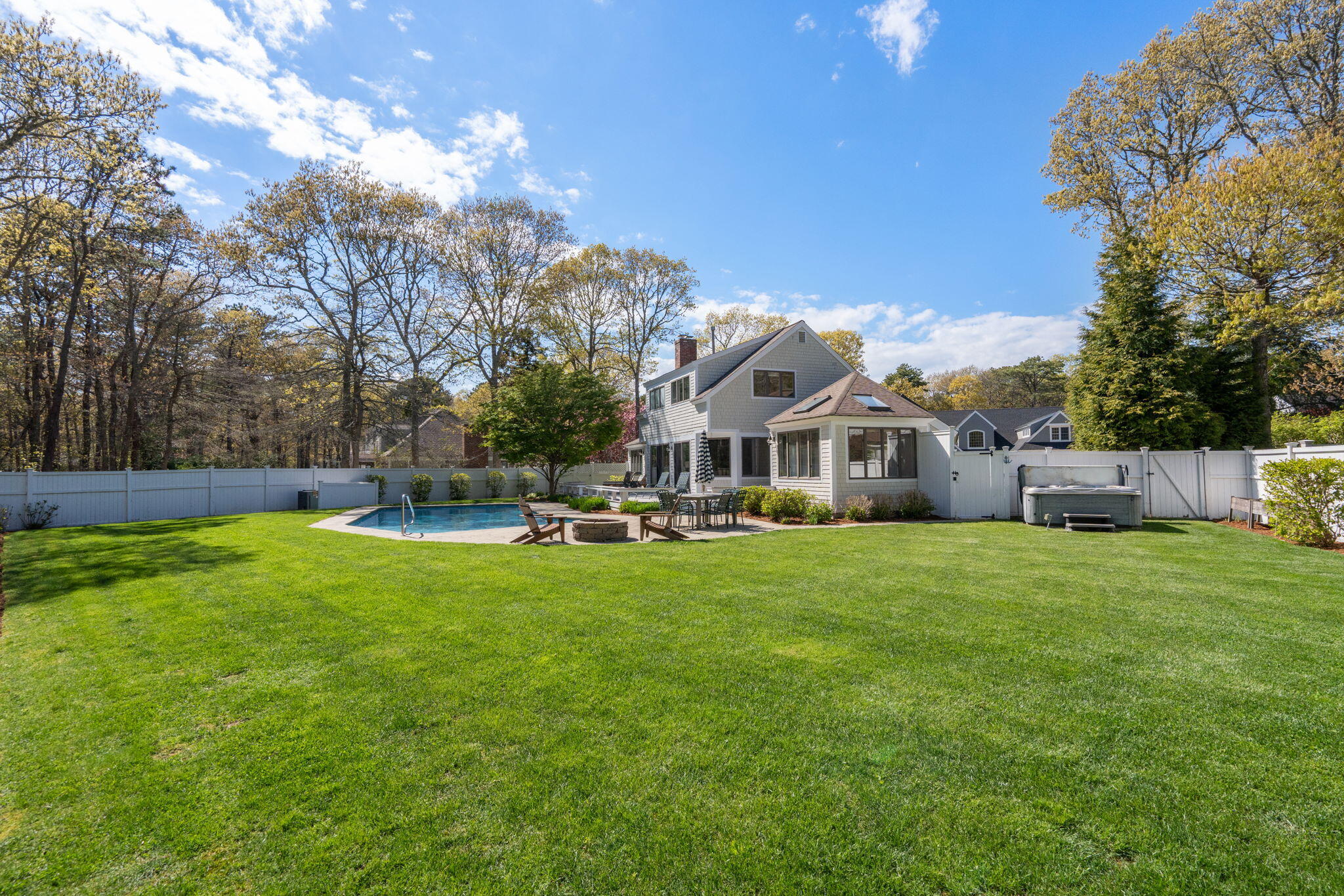 26 Driftwood Circle Mashpee MA 02649