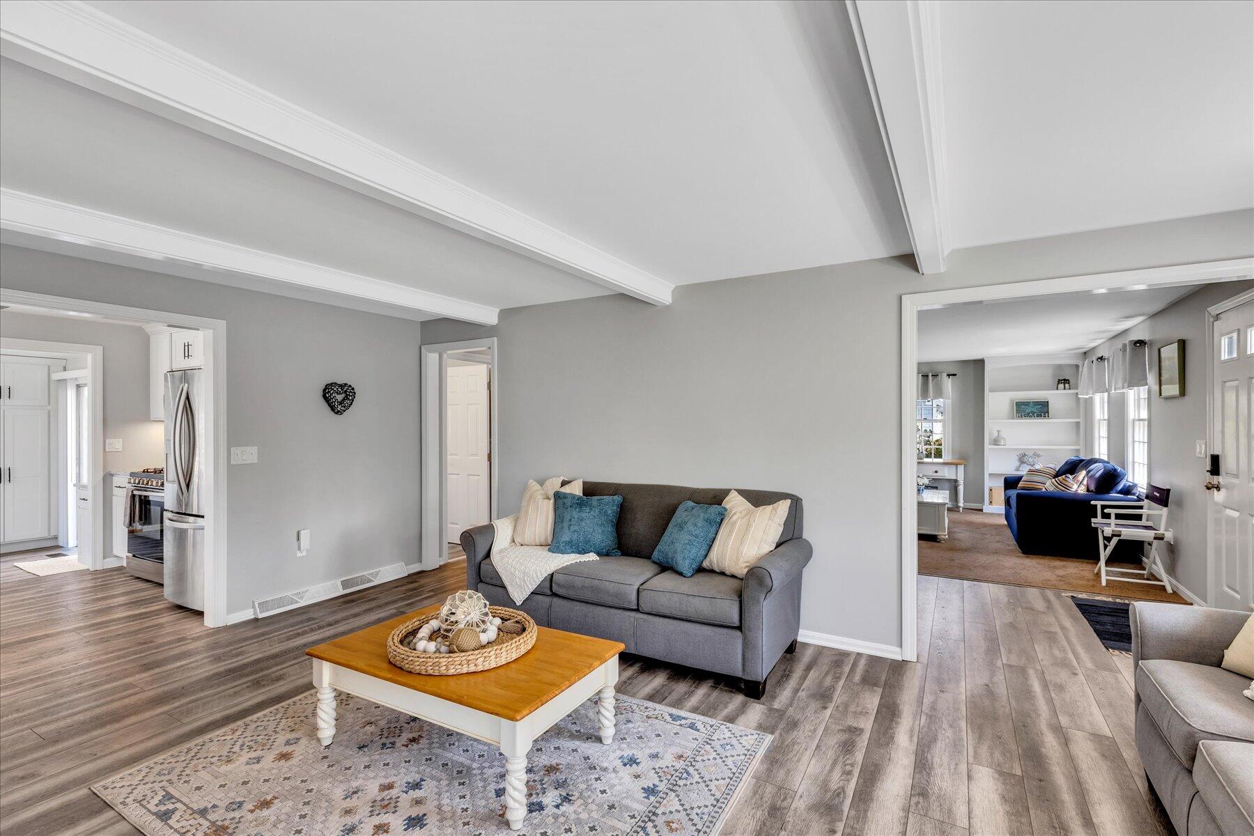 20 Charing Cross Road Dennis MA 02660