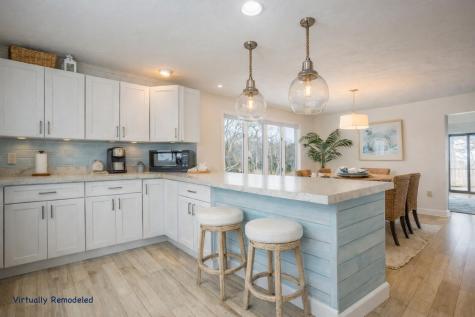 15 Beach Street Falmouth MA 02536