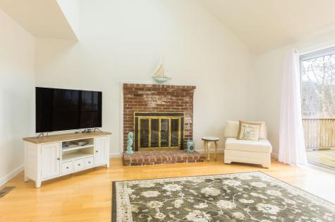 15 Beach Street Falmouth MA 02536