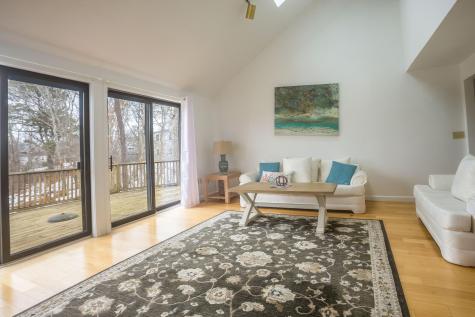 15 Beach Street Falmouth MA 02536