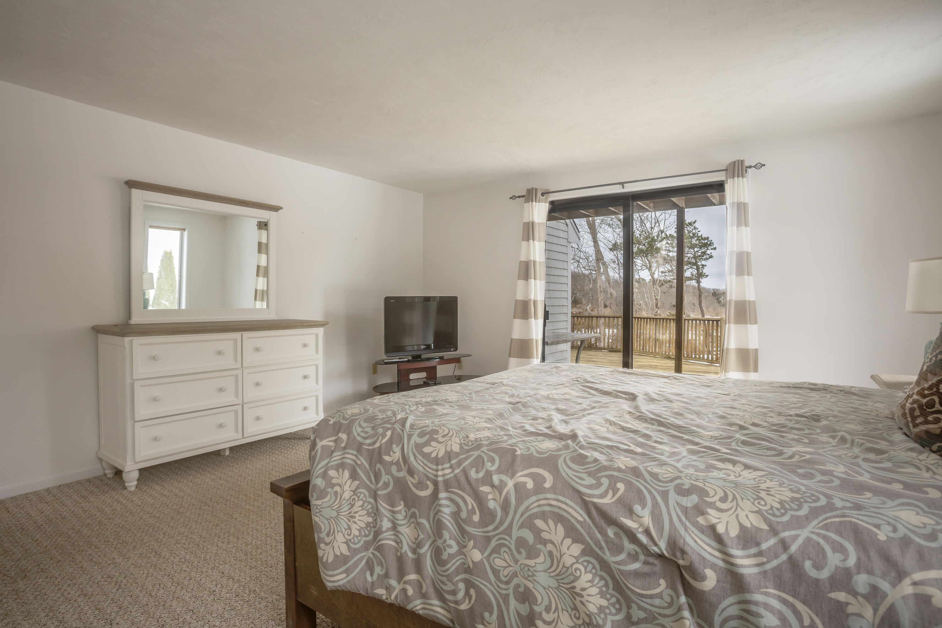 15 Beach Street Falmouth MA 02536