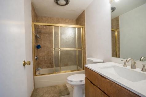 15 Beach Street Falmouth MA 02536