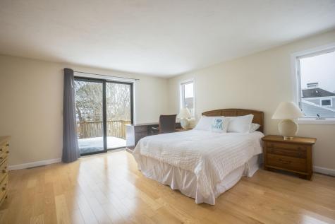15 Beach Street Falmouth MA 02536