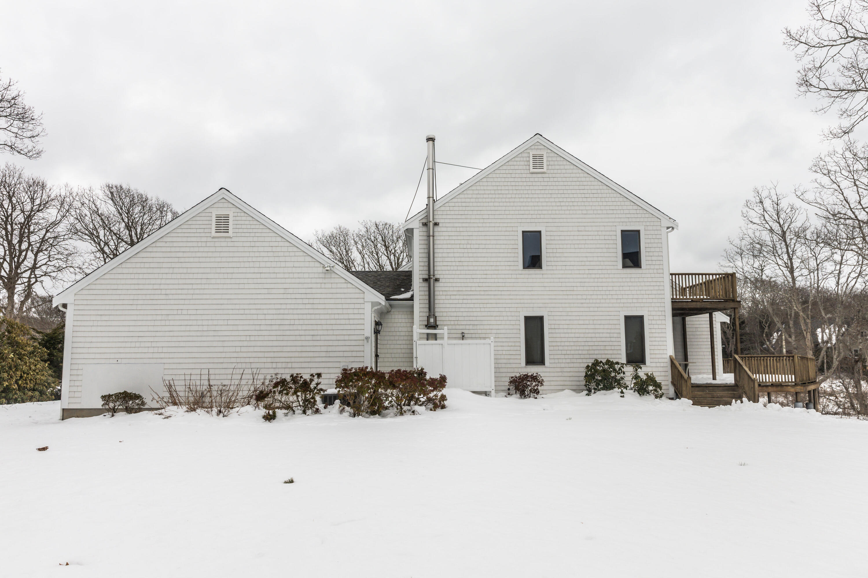 15 Beach Street Falmouth MA 02536