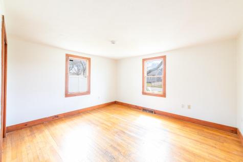 8 Providence Street Falmouth MA 02536