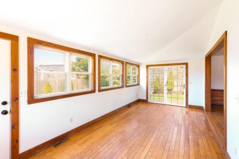 8 Providence Street Falmouth MA 02536