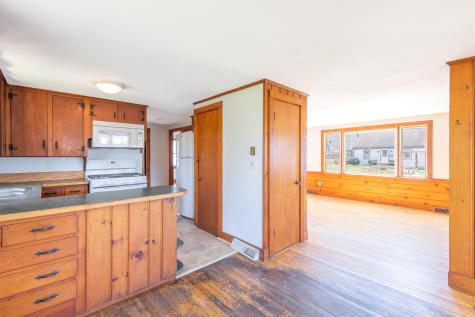 8 Providence Street Falmouth MA 02536