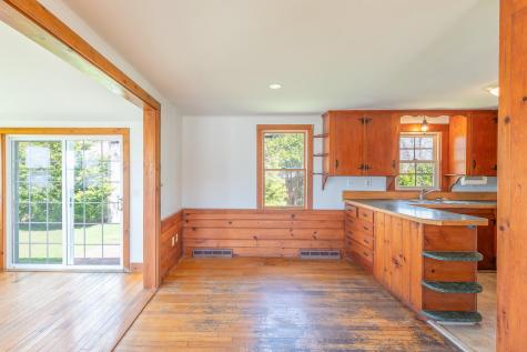 8 Providence Street Falmouth MA 02536