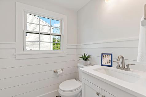 33 Dexter Avenue Sandwich MA 02563