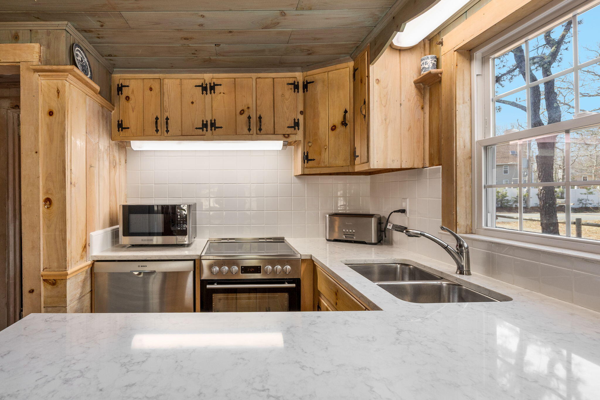 149 Pine Grove Road, Yarmouth MA — view 3