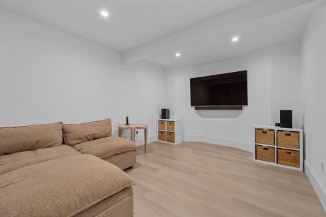 239 Oxford Drive Barnstable MA 02635