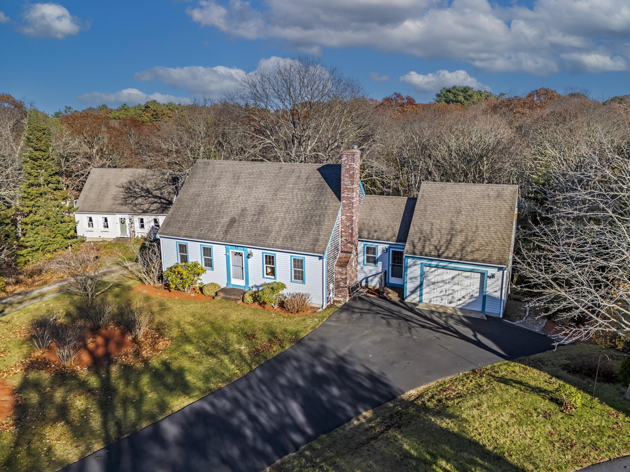 23 Meadowood Lane Falmouth MA 02536