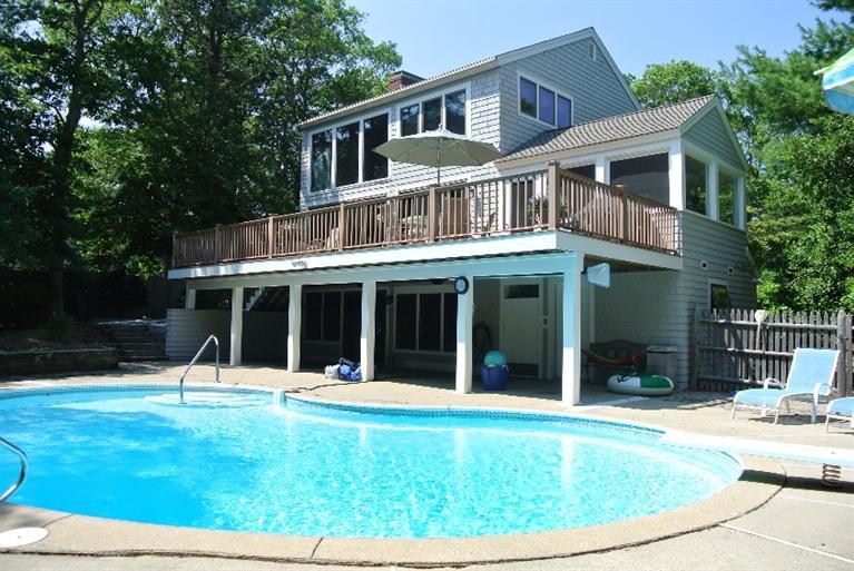 156 Glenneagle Drive Mashpee MA 02649