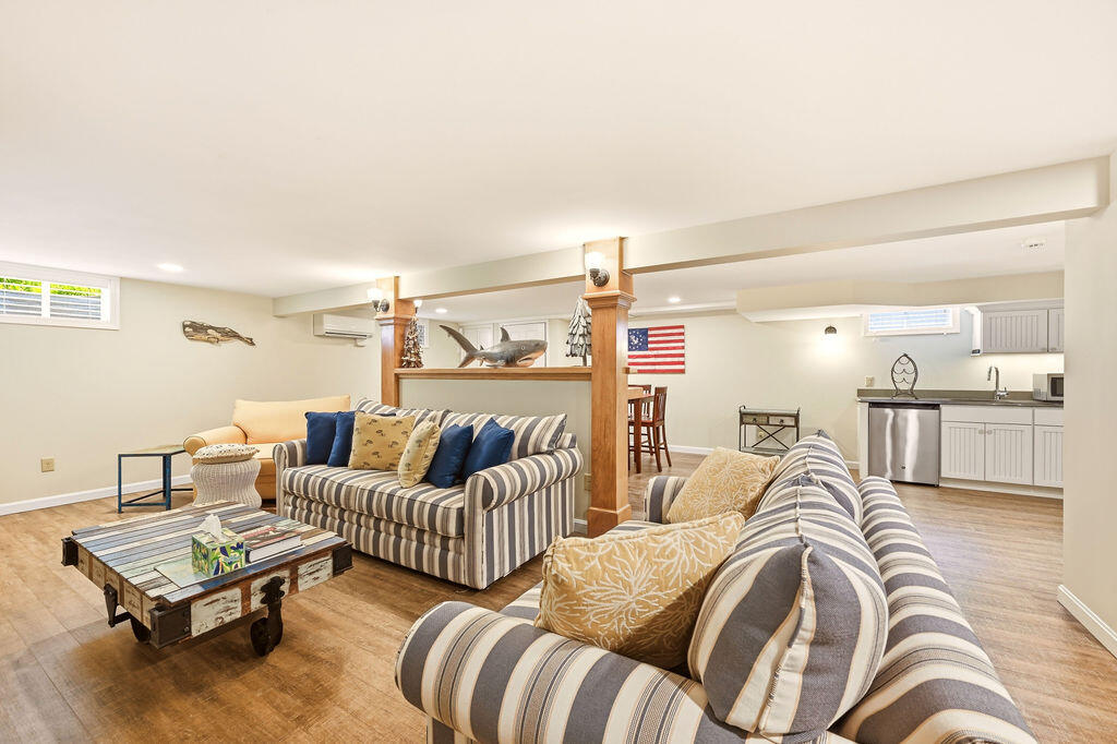 10 Circle Drive Eastham MA 02642