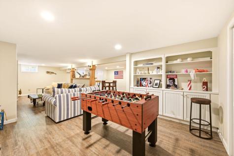 10 Circle Drive MA 02642