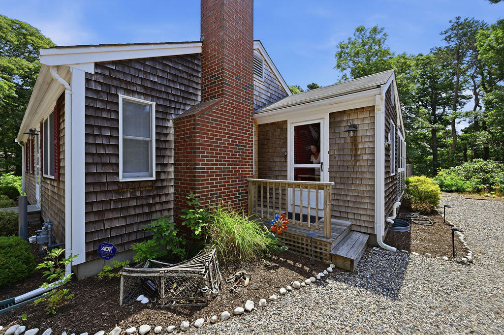 10 Circle Drive Eastham MA 02642