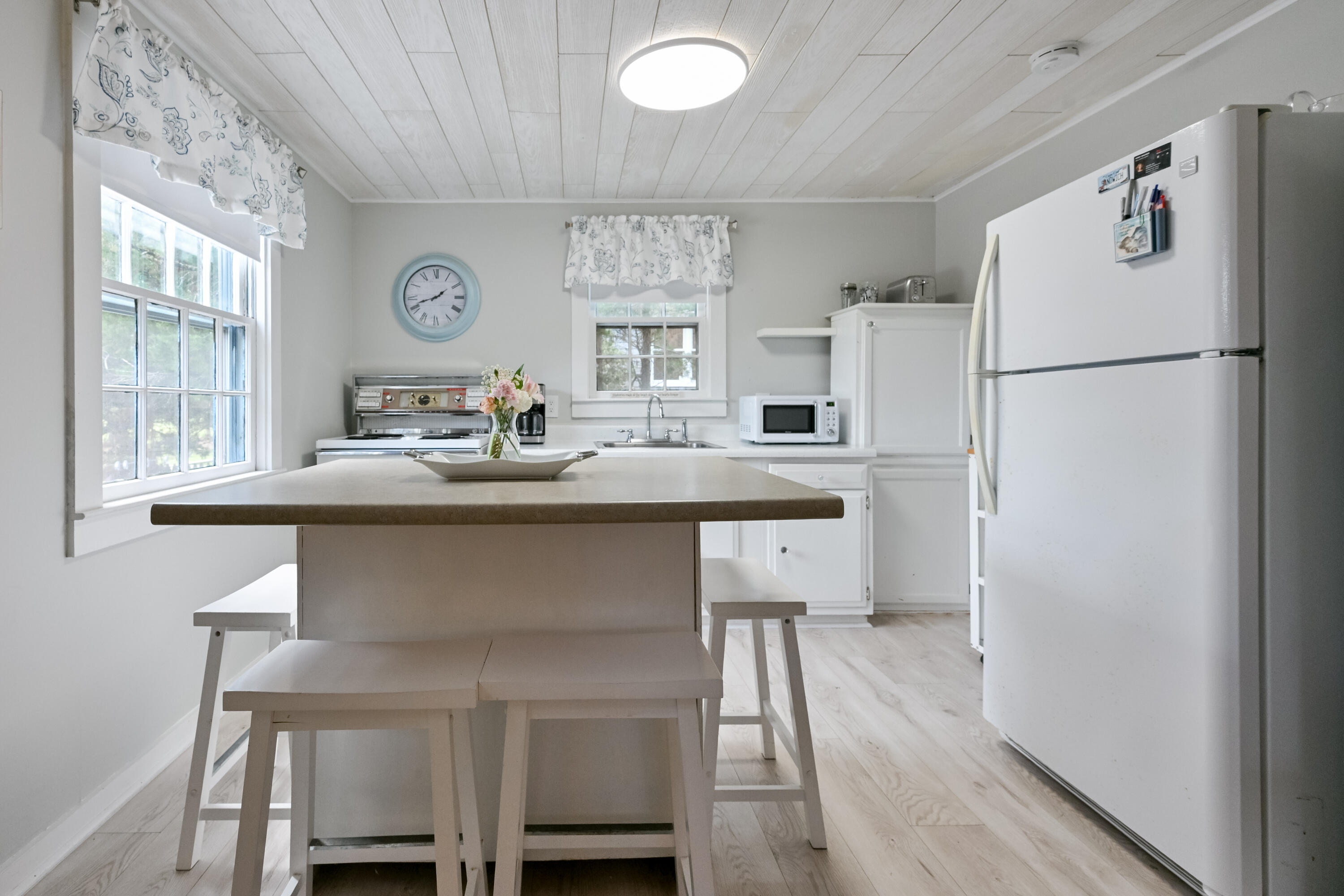 34 N Shore Blvd Extension East Sandwich MA 02537