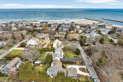 37 Stony Way Dennis MA 02641